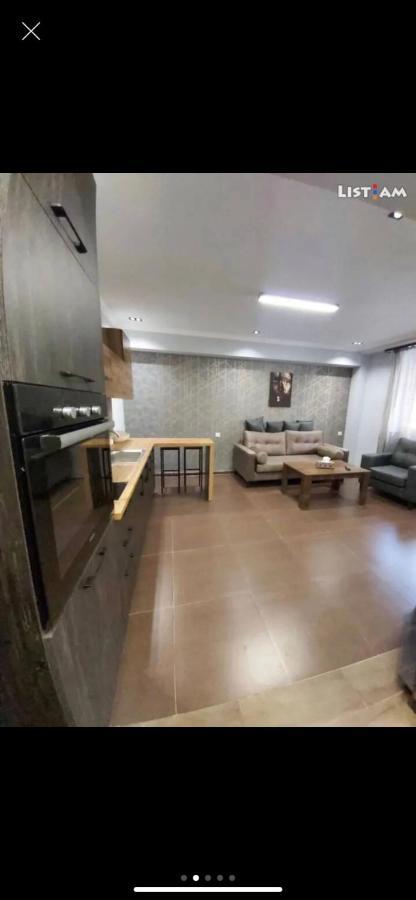 One Central Apartment エレバン エクステリア 写真