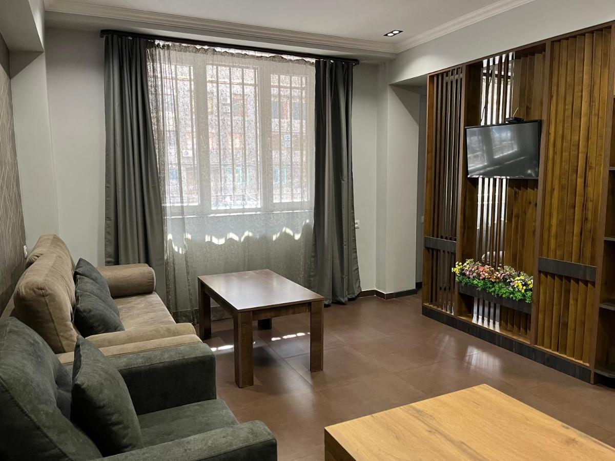 One Central Apartment エレバン エクステリア 写真